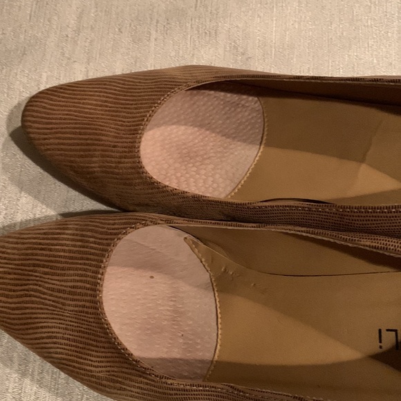 Vaneli Taupe Astyr Dress Pump - Picture 3 of 8